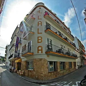 2* Гостевой дом Hostal L'alba