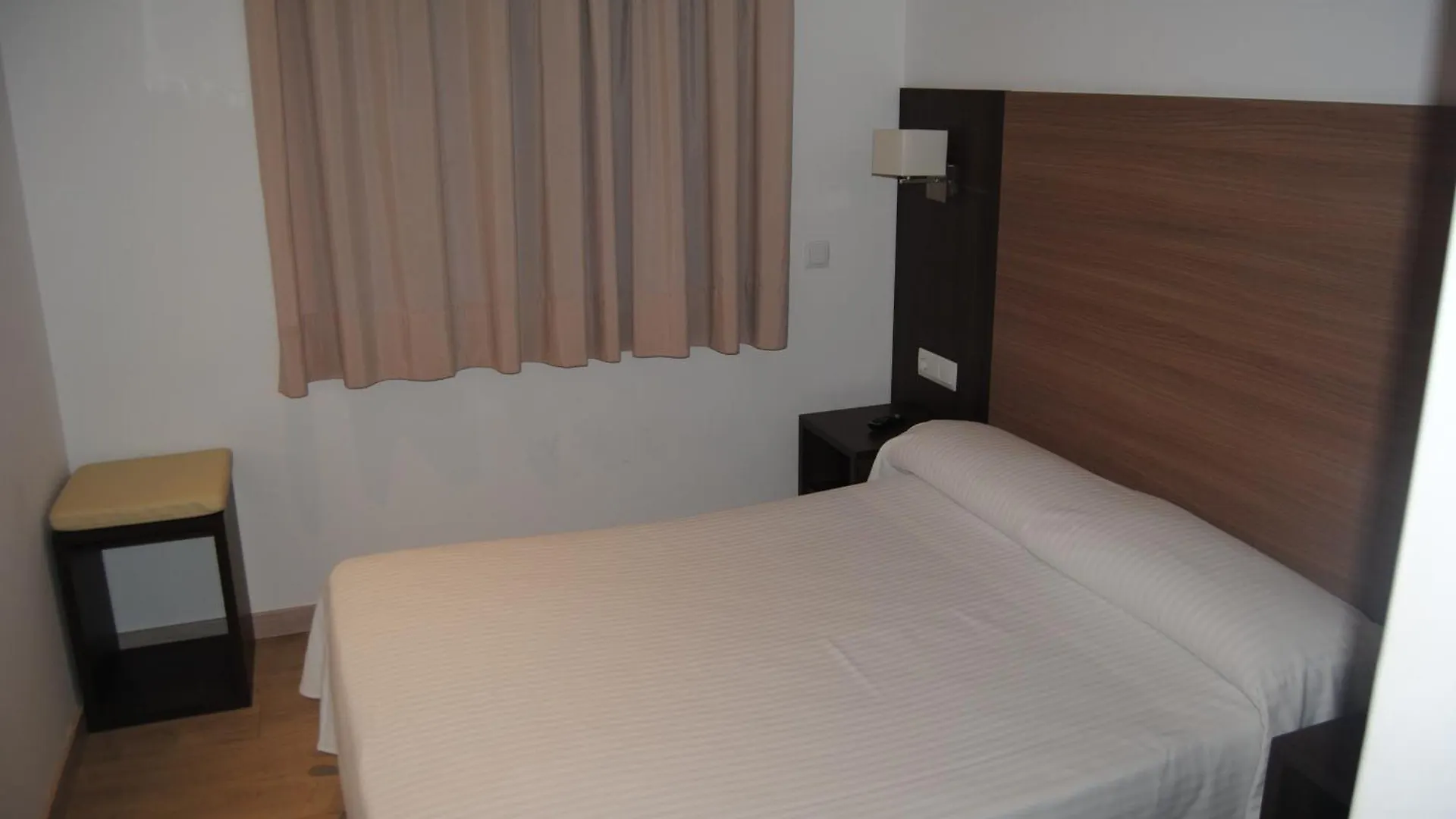 Hotel Victoria Tossa de Mar 0*,  Spanien